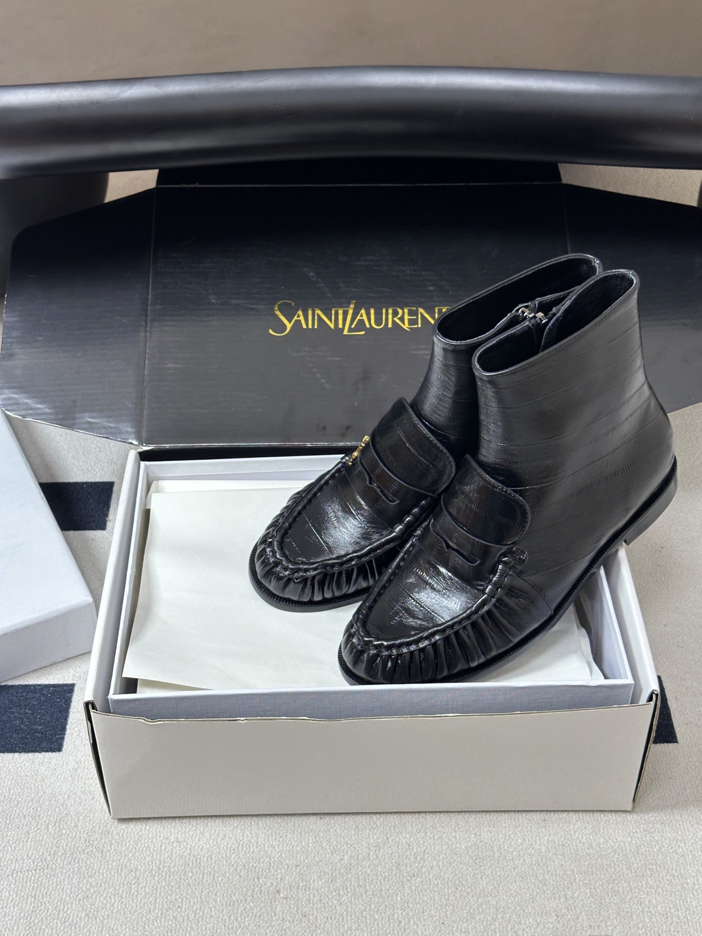 Saint Laurent 圣罗兰fw26 new arrival～  YSL LE LOAFER 短靴系列 26Fw春