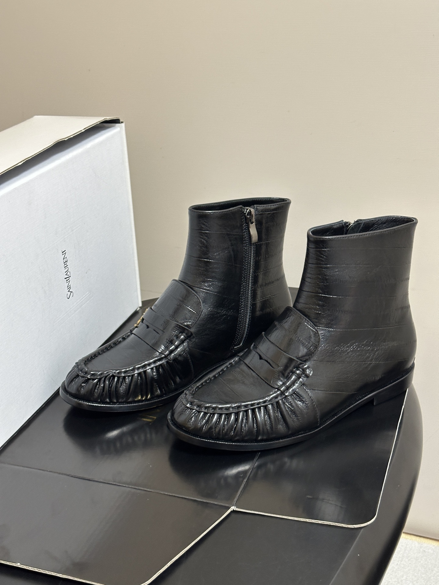 Saint Laurent 圣罗兰fw26 new arrival～  YSL LE LOAFER 短靴系列 26Fw春