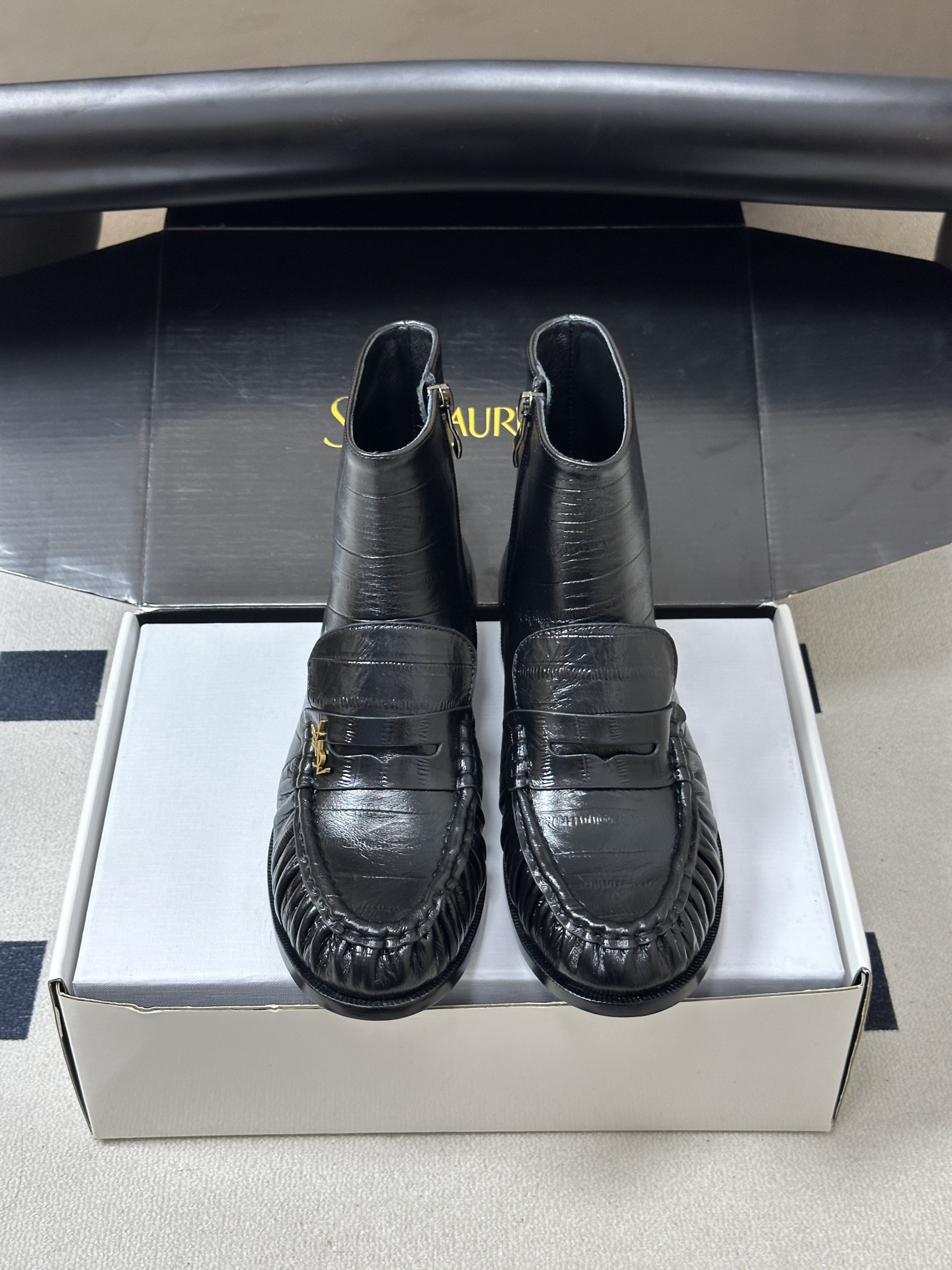 Saint Laurent 圣罗兰fw26 new arrival～  YSL LE LOAFER 短靴系列 26Fw春