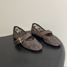 26Ss 早秋新款Louis Vuitton LV BELLA 芭蕾鞋经典字母刺绣网纱玛丽珍鞋搭扣平底单鞋 本款Bell 26Ss 早秋新款Louis Vuitton LV BELLA 芭蕾鞋经典字母刺绣网纱玛丽珍鞋搭扣平底单鞋 本款Bell