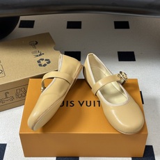 26Ss 早秋新款Louis Vuitton LV ROMY芭蕾舞鞋扣带玛丽珍鞋平底单鞋 本款Romy平底芭蕾鞋以 Mo 26Ss 早秋新款Louis Vuitton LV ROMY芭蕾舞鞋扣带玛丽珍鞋平底单鞋 本款Romy平底芭蕾鞋以 Mo