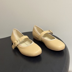 26Ss 早秋新款Louis Vuitton LV ROMY芭蕾舞鞋扣带玛丽珍鞋平底单鞋 本款Romy平底芭蕾鞋以 Mo 26Ss 早秋新款Louis Vuitton LV ROMY芭蕾舞鞋扣带玛丽珍鞋平底单鞋 本款Romy平底芭蕾鞋以 Mo