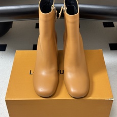 26ss秋冬新款Louis Vuitton LV Cube高跟短靴最新钻石水晶跟侧拉链短靴复古风及踝靴 本款LV Cub 26ss秋冬新款Louis Vuitton LV Cube高跟短靴最新钻石水晶跟侧拉链短靴复古风及踝靴 本款LV Cub