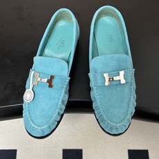 顶级品质 Hermes 爱马仕🐎 H家 2026 早秋新款Nova 褶皱乐福鞋经典H字母金属扣乐福鞋一脚蹬单鞋 小牛皮 顶级品质 Hermes 爱马仕🐎 H家 2026 早秋新款Nova 褶皱乐福鞋经典H字母金属扣乐福鞋一脚蹬单鞋 小牛皮