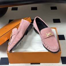 顶级品质 Hermes 爱马仕🐎 H家 2026 早秋新款Nova 褶皱乐福鞋经典H字母金属扣乐福鞋一脚蹬单鞋 小牛皮 顶级品质 Hermes 爱马仕🐎 H家 2026 早秋新款Nova 褶皱乐福鞋经典H字母金属扣乐福鞋一脚蹬单鞋 小牛皮