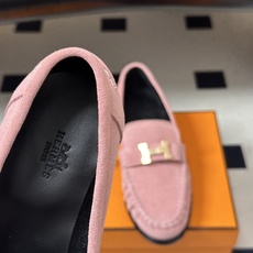 顶级品质 Hermes 爱马仕🐎 H家 2026 早秋新款Nova 褶皱乐福鞋经典H字母金属扣乐福鞋一脚蹬单鞋 小牛皮 顶级品质 Hermes 爱马仕🐎 H家 2026 早秋新款Nova 褶皱乐福鞋经典H字母金属扣乐福鞋一脚蹬单鞋 小牛皮