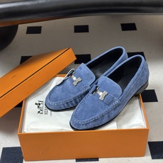 顶级品质 Hermes 爱马仕🐎 H家 2026 早秋新款Nova 褶皱乐福鞋经典H字母金属扣乐福鞋一脚蹬单鞋 小牛皮 顶级品质 Hermes 爱马仕🐎 H家 2026 早秋新款Nova 褶皱乐福鞋经典H字母金属扣乐福鞋一脚蹬单鞋 小牛皮