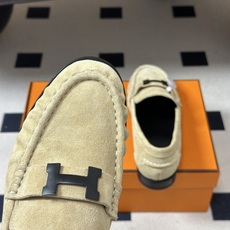 顶级品质 Hermes 爱马仕🐎 H家 2026 早秋新款Nova 褶皱乐福鞋经典H字母金属扣乐福鞋一脚蹬单鞋 小牛皮 顶级品质 Hermes 爱马仕🐎 H家 2026 早秋新款Nova 褶皱乐福鞋经典H字母金属扣乐福鞋一脚蹬单鞋 小牛皮