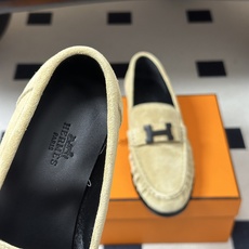 顶级品质 Hermes 爱马仕🐎 H家 2026 早秋新款Nova 褶皱乐福鞋经典H字母金属扣乐福鞋一脚蹬单鞋 小牛皮 顶级品质 Hermes 爱马仕🐎 H家 2026 早秋新款Nova 褶皱乐福鞋经典H字母金属扣乐福鞋一脚蹬单鞋 小牛皮