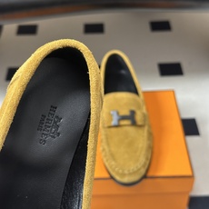 顶级品质 Hermes 爱马仕🐎 H家 2026 早秋新款Nova 褶皱乐福鞋经典H字母金属扣乐福鞋一脚蹬单鞋 小牛皮 顶级品质 Hermes 爱马仕🐎 H家 2026 早秋新款Nova 褶皱乐福鞋经典H字母金属扣乐福鞋一脚蹬单鞋 小牛皮