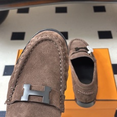 顶级品质 Hermes 爱马仕🐎 H家 2026 早秋新款Nova 褶皱乐福鞋经典H字母金属扣乐福鞋一脚蹬单鞋 小牛皮 顶级品质 Hermes 爱马仕🐎 H家 2026 早秋新款Nova 褶皱乐福鞋经典H字母金属扣乐福鞋一脚蹬单鞋 小牛皮