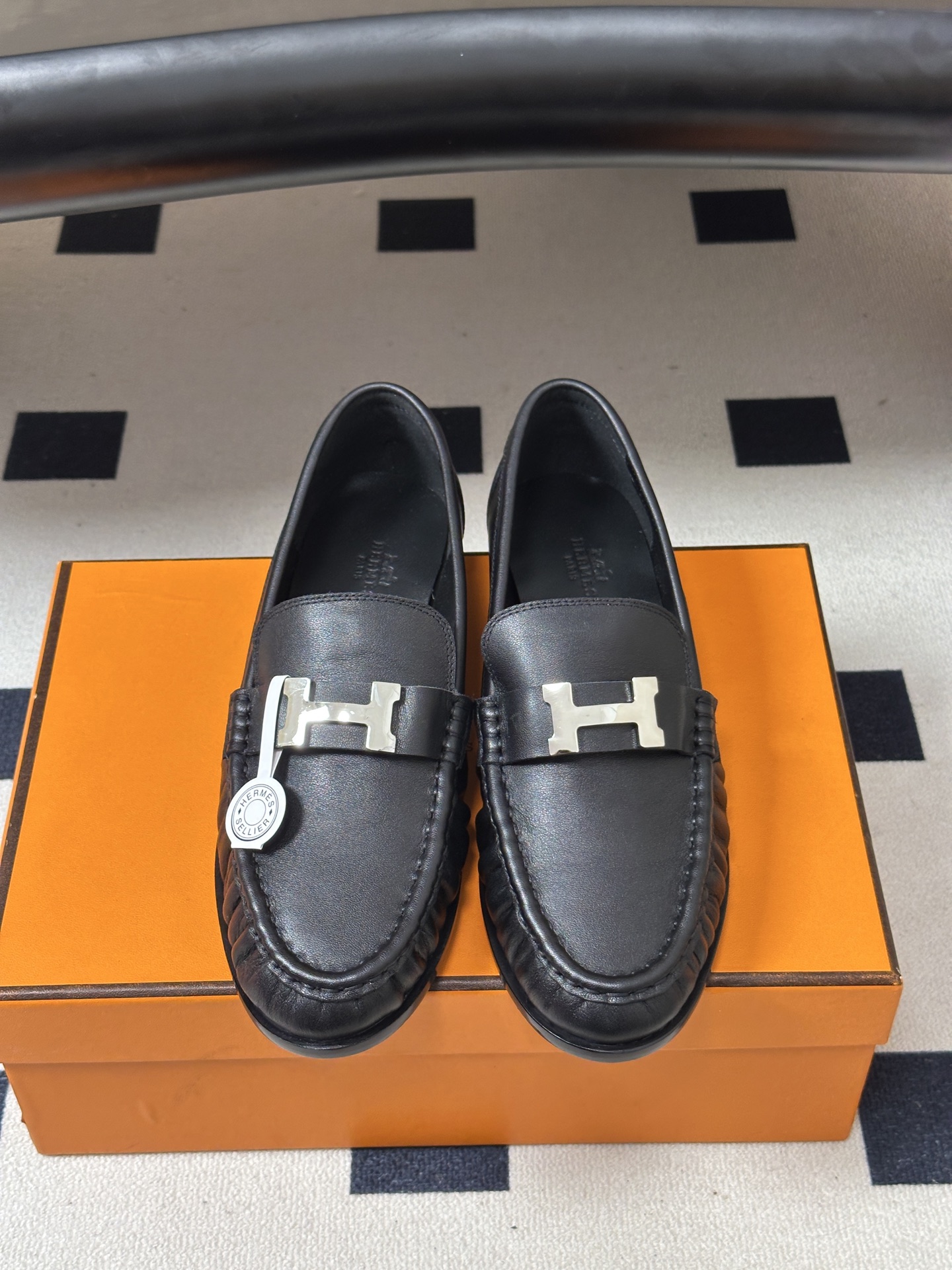 顶级品质 Hermes 爱马仕🐎 H家 2026 早秋新款Nova 褶皱乐福鞋经典H字母金属扣乐福鞋一脚蹬单鞋 小牛皮 顶级品质 Hermes 爱马仕🐎 H家 2026 早秋新款Nova 褶皱乐福鞋经典H字母金属扣乐福鞋一脚蹬单鞋 小牛皮