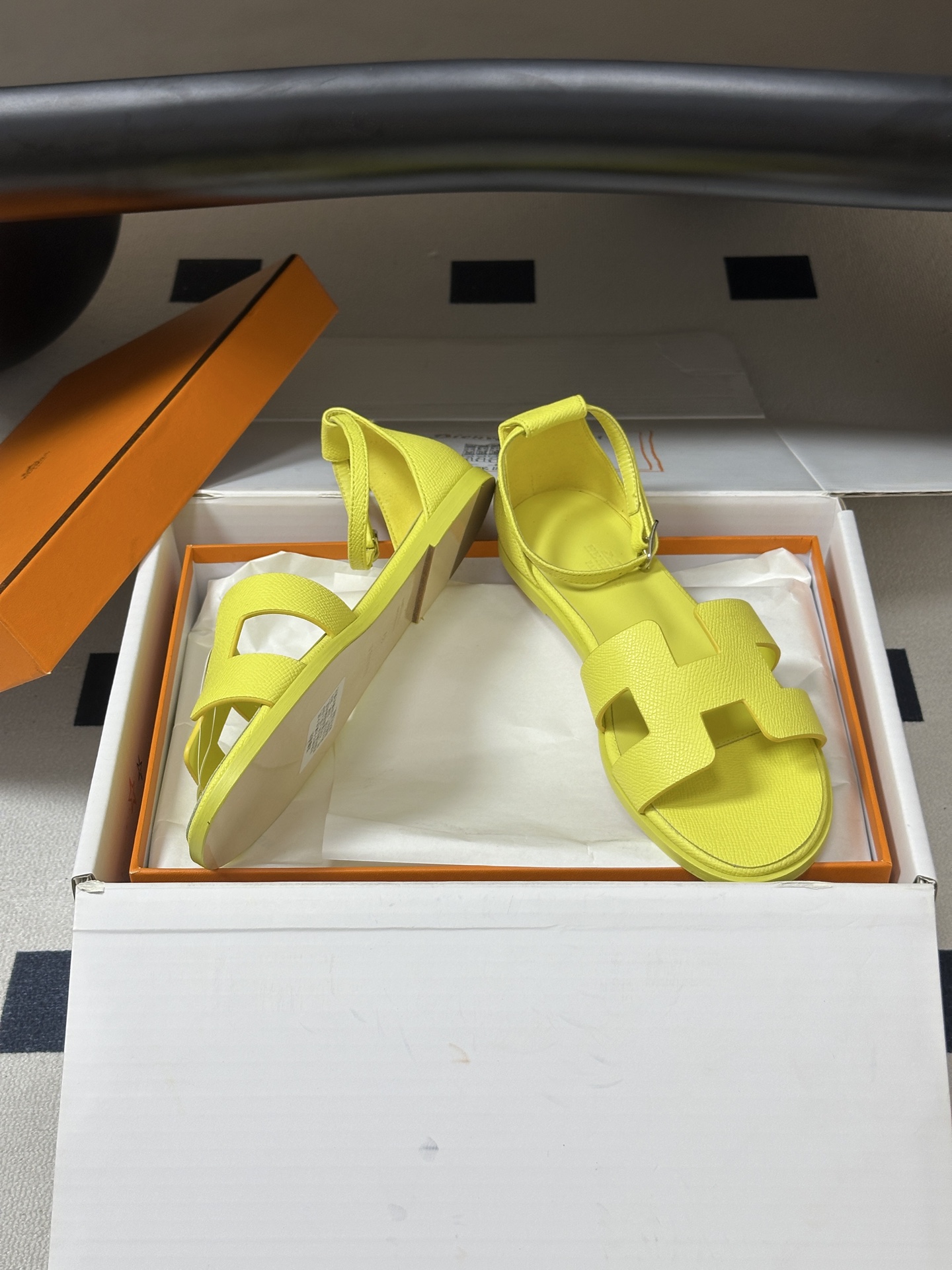 顶级品质（配高档飞机盒✈️） Hermes 爱马仕🐎 Santorini凉鞋系列 H家万年经典款 平底凉鞋H鞋面中空凉鞋