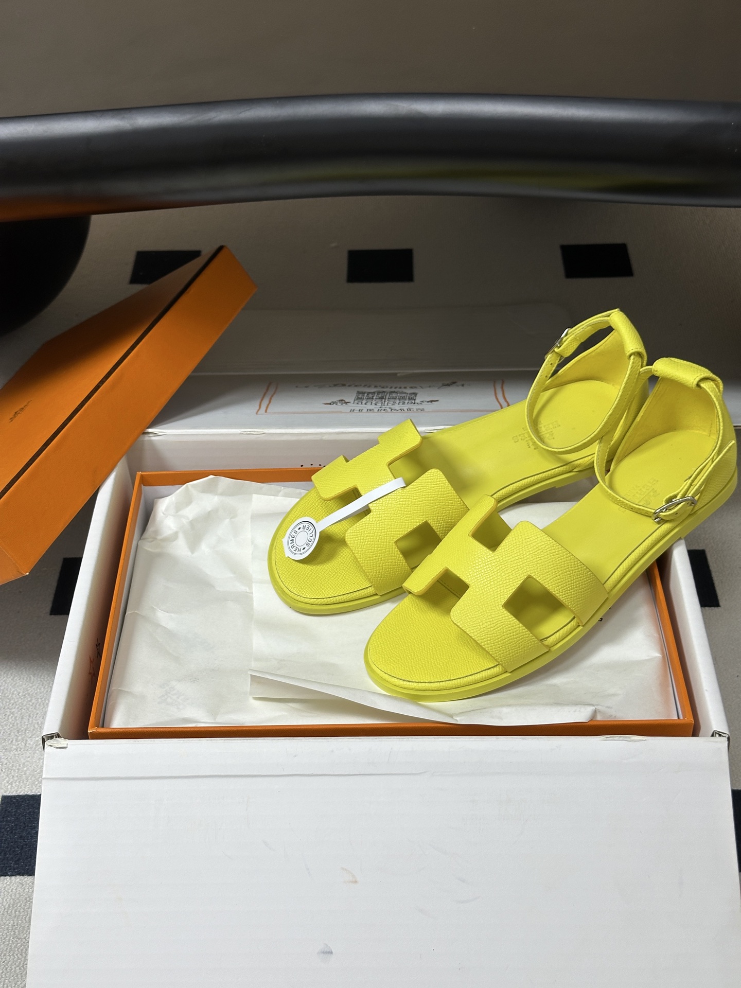 顶级品质（配高档飞机盒✈️） Hermes 爱马仕🐎 Santorini凉鞋系列 H家万年经典款 平底凉鞋H鞋面中空凉鞋