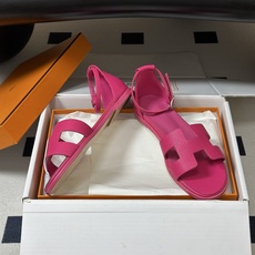 顶级品质(配高档飞机盒✈️) Hermes 爱马仕🐎 Santorini凉鞋系列 H家万年经典款 平底凉鞋H鞋面中空凉鞋 顶级品质(配高档飞机盒✈️) Hermes 爱马仕🐎 Santorini凉鞋系列 H家万年经典款 平底凉鞋H鞋面中空凉鞋