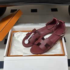顶级品质(配高档飞机盒✈️) Hermes 爱马仕🐎 Santorini凉鞋系列 H家万年经典款 平底凉鞋H鞋面中空凉鞋 顶级品质(配高档飞机盒✈️) Hermes 爱马仕🐎 Santorini凉鞋系列 H家万年经典款 平底凉鞋H鞋面中空凉鞋