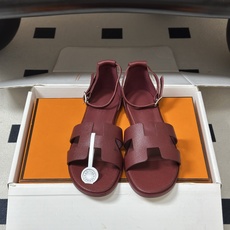 顶级品质(配高档飞机盒✈️) Hermes 爱马仕🐎 Santorini凉鞋系列 H家万年经典款 平底凉鞋H鞋面中空凉鞋 顶级品质(配高档飞机盒✈️) Hermes 爱马仕🐎 Santorini凉鞋系列 H家万年经典款 平底凉鞋H鞋面中空凉鞋