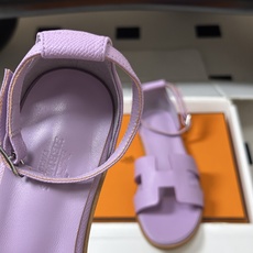 顶级品质(配高档飞机盒✈️) Hermes 爱马仕🐎 Santorini凉鞋系列 H家万年经典款 平底凉鞋H鞋面中空凉鞋 顶级品质(配高档飞机盒✈️) Hermes 爱马仕🐎 Santorini凉鞋系列 H家万年经典款 平底凉鞋H鞋面中空凉鞋