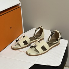顶级品质(配高档飞机盒✈️) Hermes 爱马仕🐎 Santorini凉鞋系列 H家万年经典款 平底凉鞋H鞋面中空凉鞋 顶级品质(配高档飞机盒✈️) Hermes 爱马仕🐎 Santorini凉鞋系列 H家万年经典款 平底凉鞋H鞋面中空凉鞋