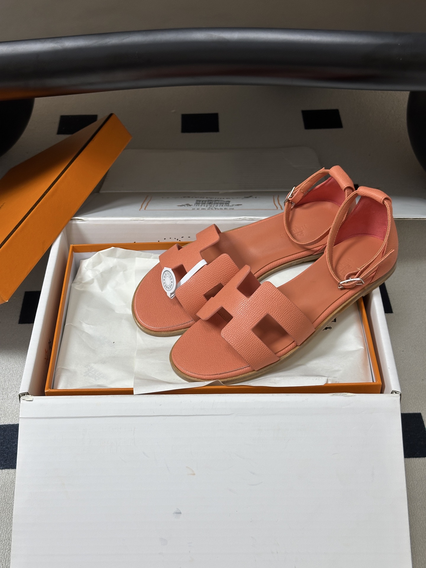 顶级品质（配高档飞机盒✈️） Hermes 爱马仕🐎 Santorini凉鞋系列 H家万年经典款 平底凉鞋H鞋面中空凉鞋