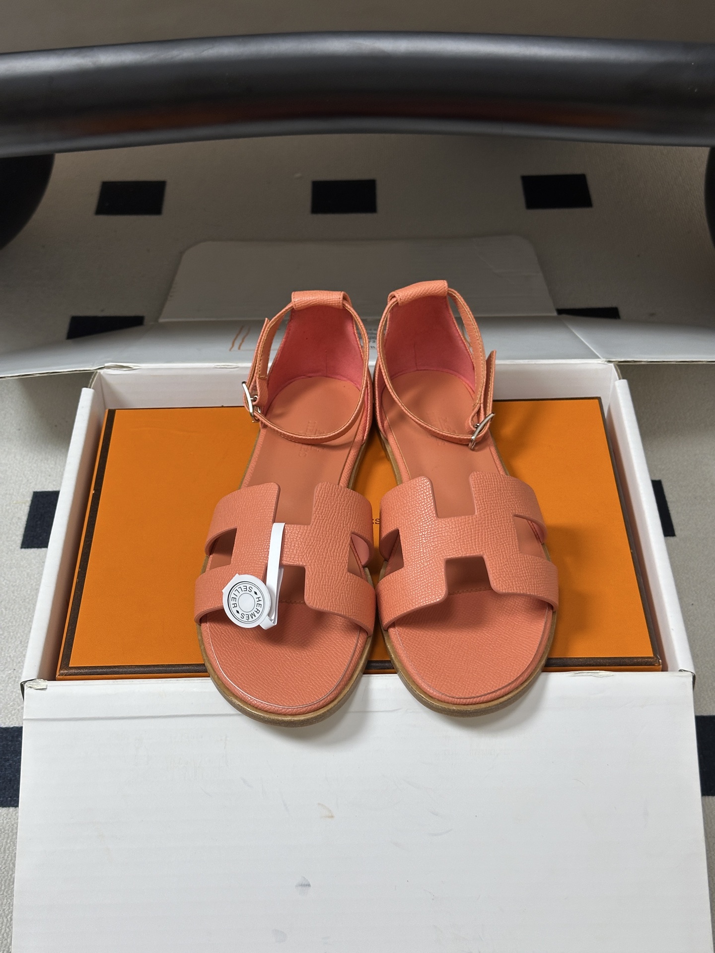 顶级品质（配高档飞机盒✈️） Hermes 爱马仕🐎 Santorini凉鞋系列 H家万年经典款 平底凉鞋H鞋面中空凉鞋