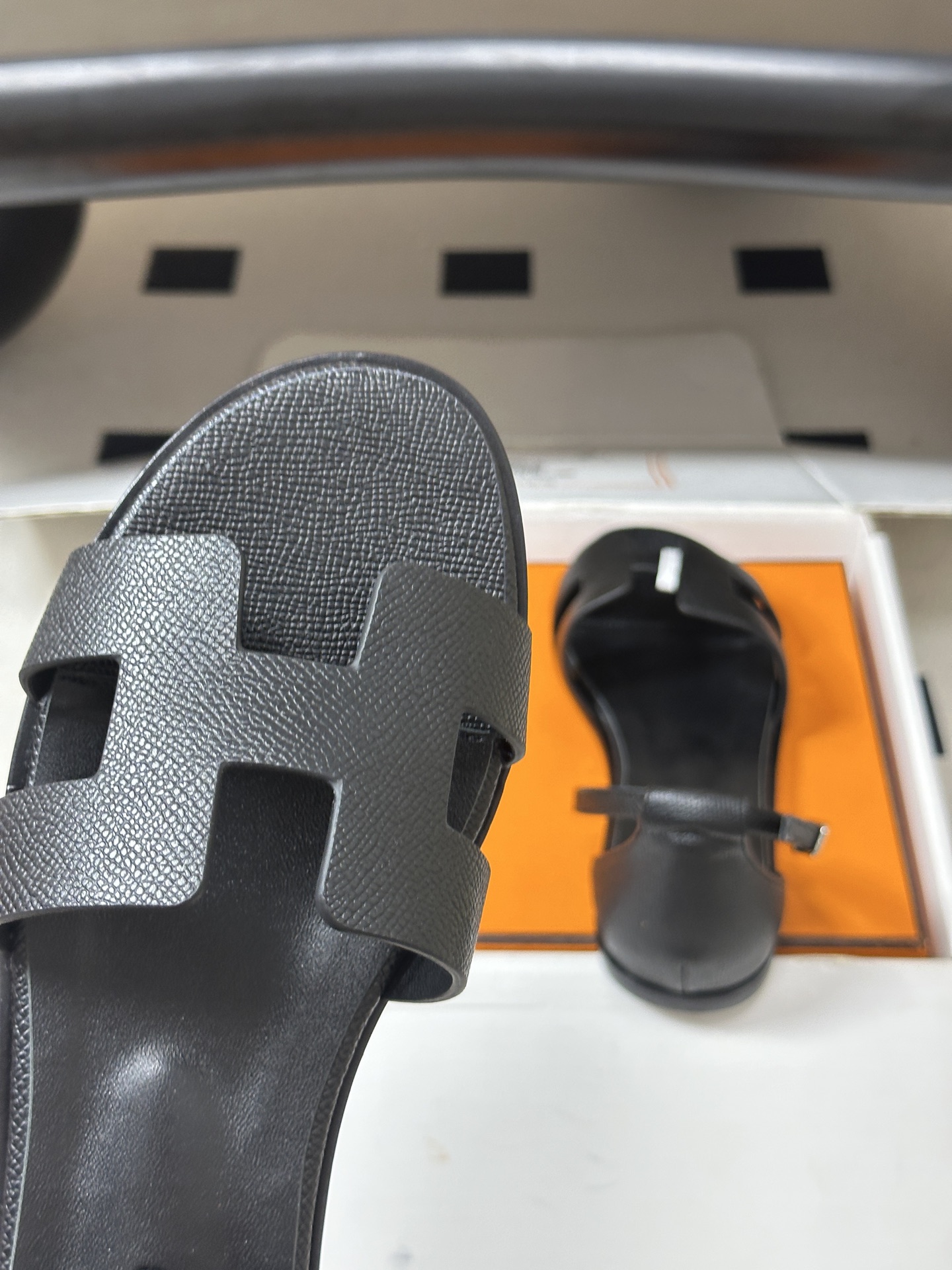 顶级品质（配高档飞机盒✈️） Hermes 爱马仕🐎 Santorini凉鞋系列 H家万年经典款 平底凉鞋H鞋面中空凉鞋