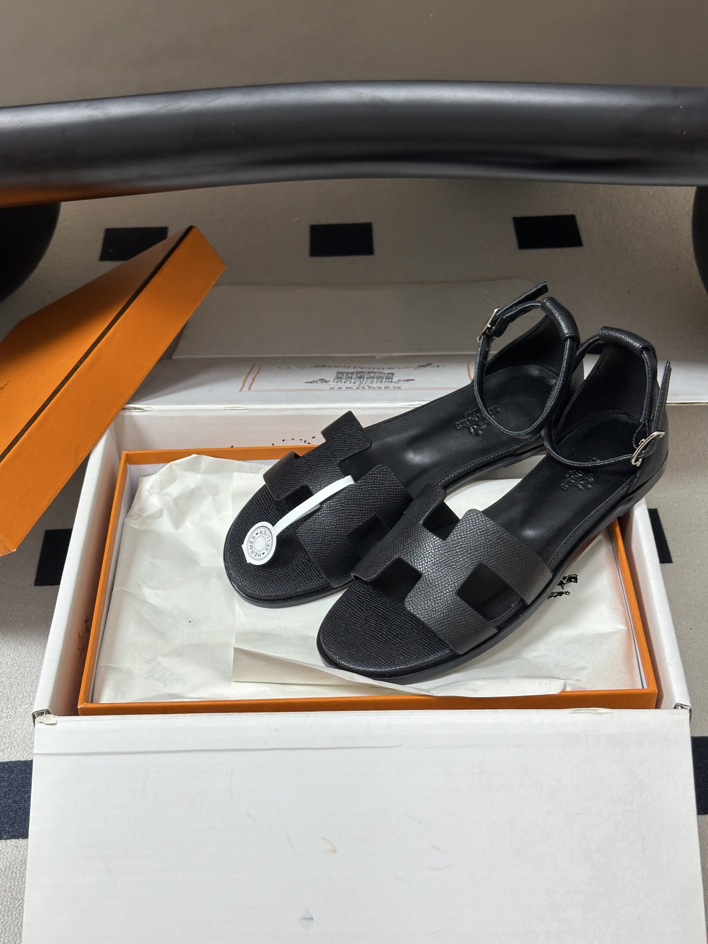 顶级品质（配高档飞机盒✈️） Hermes 爱马仕🐎 Santorini凉鞋系列 H家万年经典款 平底凉鞋H鞋面中空凉鞋