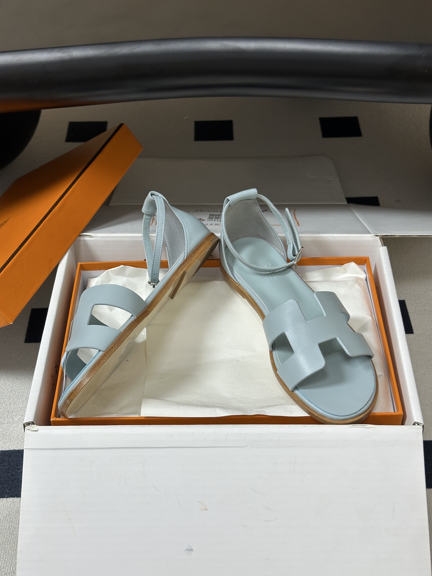 顶级品质（配高档飞机盒✈️） Hermes 爱马仕🐎 Santorini凉鞋系列 H家万年经典款 平底凉鞋H鞋面中空凉鞋