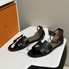 顶级品质(配高档飞机盒✈️) Hermes 爱马仕🐎 Santorini凉鞋系列 H家万年经典款 平底凉鞋H鞋面中空凉鞋 顶级品质(配高档飞机盒✈️) Hermes 爱马仕🐎 Santorini凉鞋系列 H家万年经典款 平底凉鞋H鞋面中空凉鞋