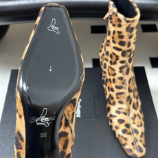 顶级品质 Saint Laurent fw26 new arrival~ YSL圣罗兰2026 秋冬新款侧拉链高跟及踝靴 顶级品质 Saint Laurent fw26 new arrival~ YSL圣罗兰2026 秋冬新款侧拉链高跟及踝靴
