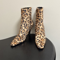 顶级品质 Saint Laurent fw26 new arrival~ YSL圣罗兰2026 秋冬新款侧拉链高跟及踝靴 顶级品质 Saint Laurent fw26 new arrival~ YSL圣罗兰2026 秋冬新款侧拉链高跟及踝靴
