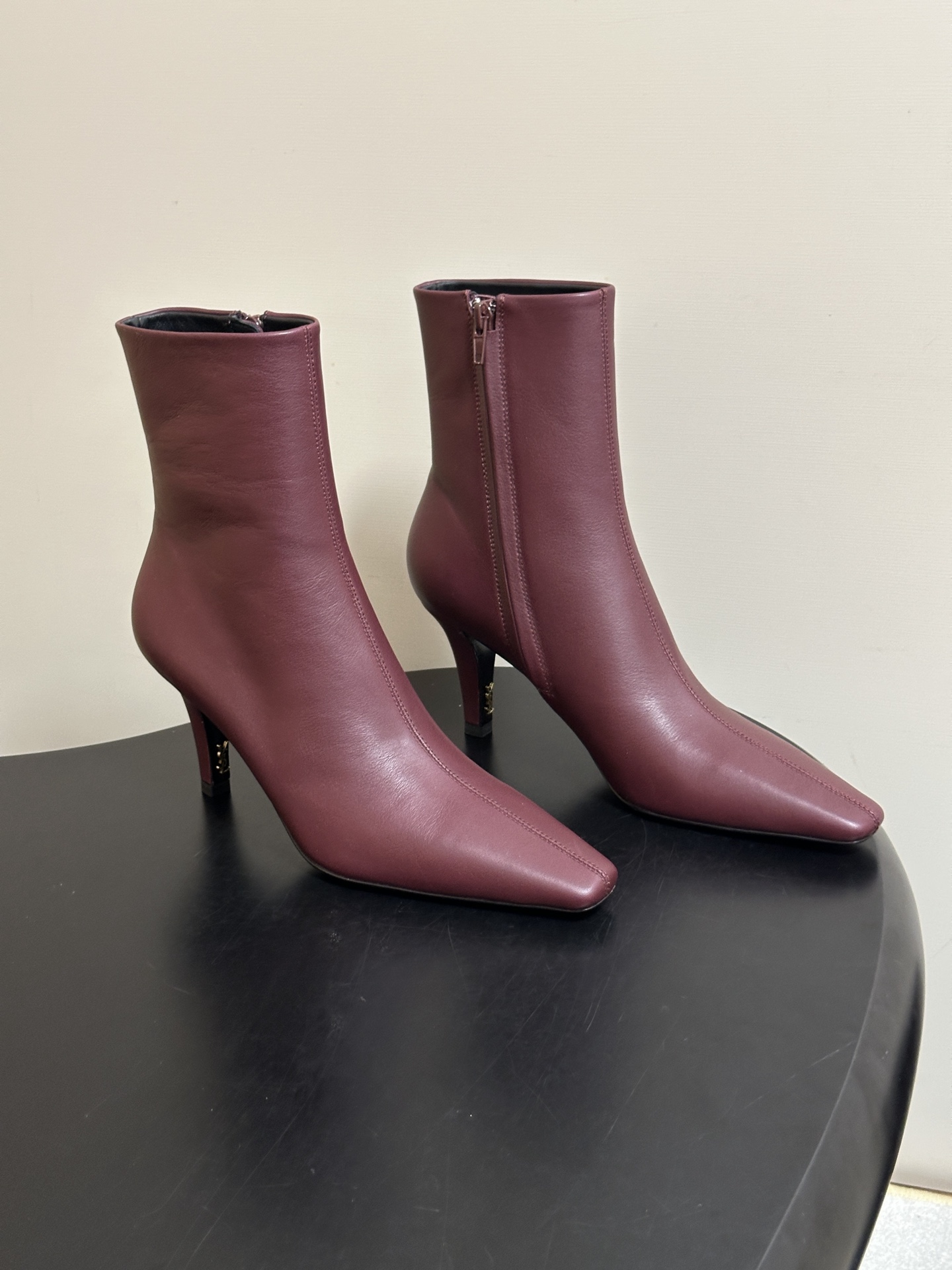 顶级品质 Saint Laurent fw26 new arrival～ YSL圣罗兰2026 秋冬新款侧拉链高跟及踝靴