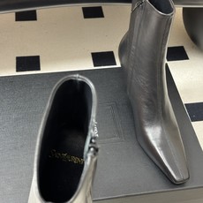 顶级品质 Saint Laurent fw26 new arrival~ YSL圣罗兰2026 秋冬新款侧拉链高跟及踝靴 顶级品质 Saint Laurent fw26 new arrival~ YSL圣罗兰2026 秋冬新款侧拉链高跟及踝靴