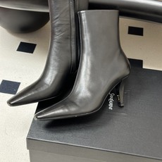 顶级品质 Saint Laurent fw26 new arrival~ YSL圣罗兰2026 秋冬新款侧拉链高跟及踝靴 顶级品质 Saint Laurent fw26 new arrival~ YSL圣罗兰2026 秋冬新款侧拉链高跟及踝靴
