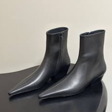 顶级品质 Saint Laurent fw26 new arrival~ YSL圣罗兰2026 秋冬新款侧拉链小矮跟及踝 顶级品质 Saint Laurent fw26 new arrival~ YSL圣罗兰2026 秋冬新款侧拉链小矮跟及踝