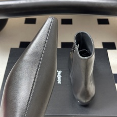 顶级品质 Saint Laurent fw26 new arrival~ YSL圣罗兰2026 秋冬新款侧拉链小矮跟及踝 顶级品质 Saint Laurent fw26 new arrival~ YSL圣罗兰2026 秋冬新款侧拉链小矮跟及踝