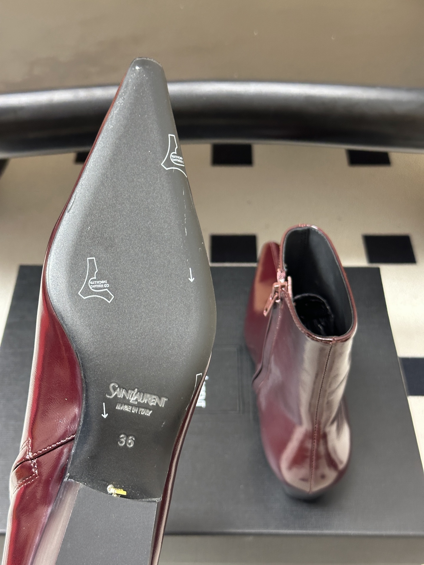 顶级品质 Saint Laurent fw26 new arrival~ YSL圣罗兰2026 秋冬新款侧拉链小矮跟及踝 顶级品质 Saint Laurent fw26 new arrival~ YSL圣罗兰2026 秋冬新款侧拉链小矮跟及踝