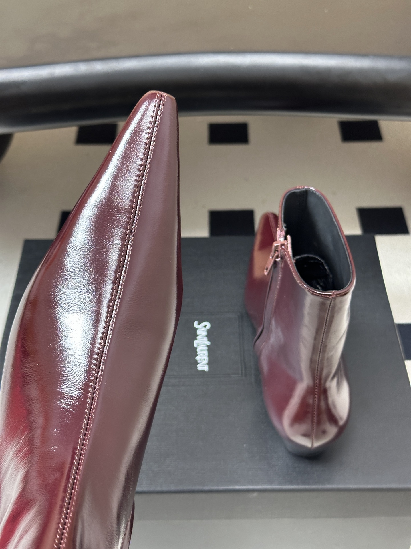 顶级品质 Saint Laurent fw26 new arrival~ YSL圣罗兰2026 秋冬新款侧拉链小矮跟及踝 顶级品质 Saint Laurent fw26 new arrival~ YSL圣罗兰2026 秋冬新款侧拉链小矮跟及踝