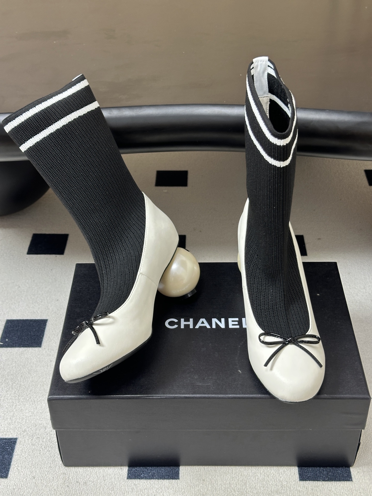 秋冬新款Chanel 小香 26B 针织弹力靴及踝靴拼色短筒靴经典蝴蝶结珍珠跟短靴 自带甜美精致复古氛围感的弹力针织短靴