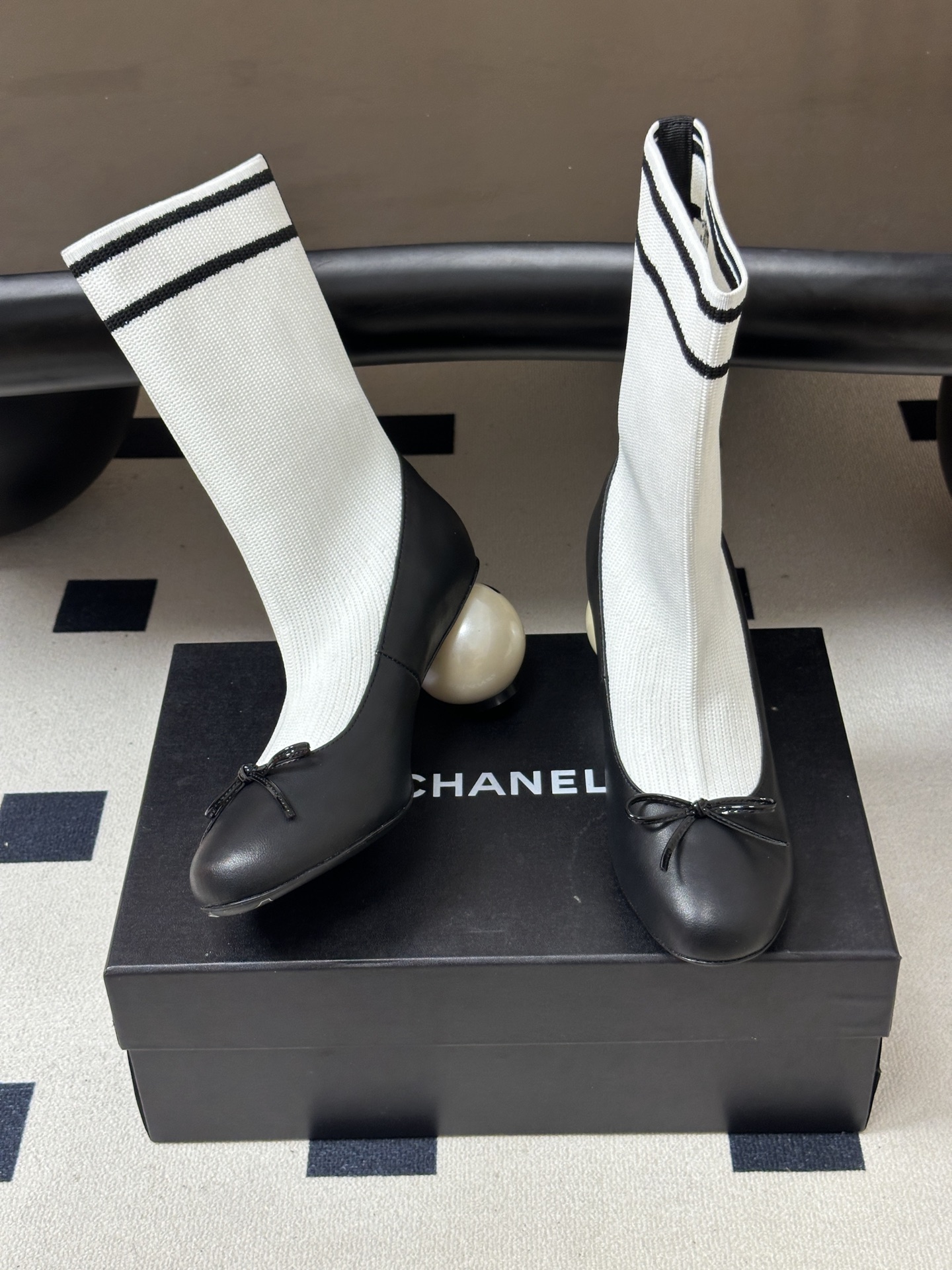 秋冬新款Chanel 小香 26B 针织弹力靴及踝靴拼色短筒靴经典蝴蝶结珍珠跟短靴 自带甜美精致复古氛围感的弹力针织短靴