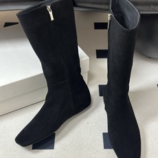 小众潮牌 Max mara26ss秋冬新品走秀主推款欧美风小方头内增高平底长靴骑士靴 狠货上新🔥搭配一排小铆钉金属扣侧拉 小众潮牌 Max mara26ss秋冬新品走秀主推款欧美风小方头内增高平底长靴骑士靴 狠货上新🔥搭配一排小铆钉金属扣侧拉