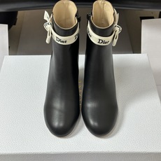 顶级品质(配高档飞机盒✈️) 26Ss秋冬新款 Dior迪奥 J'Adior 带跟及踝靴经典CD字母织带蝴蝶结粗跟短靴侧 顶级品质(配高档飞机盒✈️) 26Ss秋冬新款 Dior迪奥 J'Adior 带跟及踝靴经典CD字母织带蝴蝶结粗跟短靴侧