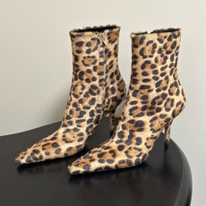 顶级品质 Saint Laurent fw26 new arrival~ YSL圣罗兰2026 秋冬新款侧拉链高跟及踝靴 顶级品质 Saint Laurent fw26 new arrival~ YSL圣罗兰2026 秋冬新款侧拉链高跟及踝靴