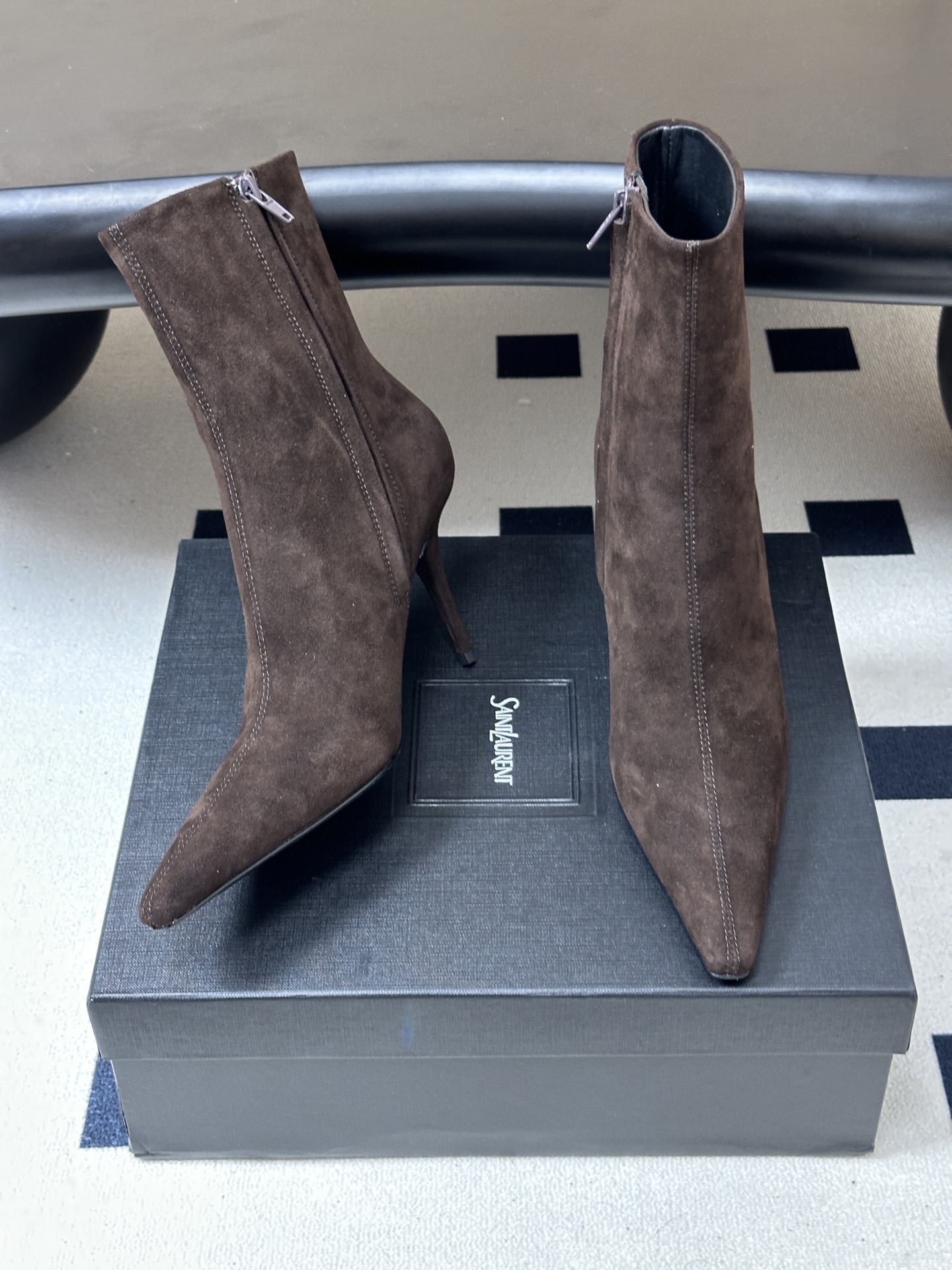 顶级品质 Saint Laurent fw26 new arrival~ YSL圣罗兰2026 秋冬新款侧拉链高跟及踝靴 顶级品质 Saint Laurent fw26 new arrival~ YSL圣罗兰2026 秋冬新款侧拉链高跟及踝靴