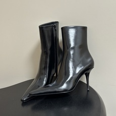 顶级品质 Saint Laurent fw26 new arrival~ YSL圣罗兰2026 秋冬新款侧拉链高跟及踝靴 顶级品质 Saint Laurent fw26 new arrival~ YSL圣罗兰2026 秋冬新款侧拉链高跟及踝靴