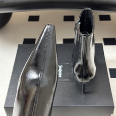顶级品质 Saint Laurent fw26 new arrival~ YSL圣罗兰2026 秋冬新款侧拉链高跟及踝靴 顶级品质 Saint Laurent fw26 new arrival~ YSL圣罗兰2026 秋冬新款侧拉链高跟及踝靴