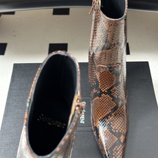 顶级品质 Saint Laurent fw26 new arrival~ YSL圣罗兰2026 秋冬新款侧拉高跟及踝靴细 顶级品质 Saint Laurent fw26 new arrival~ YSL圣罗兰2026 秋冬新款侧拉高跟及踝靴细