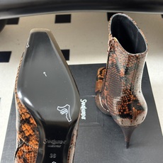 顶级品质 Saint Laurent fw26 new arrival~ YSL圣罗兰2026 秋冬新款侧拉高跟及踝靴细 顶级品质 Saint Laurent fw26 new arrival~ YSL圣罗兰2026 秋冬新款侧拉高跟及踝靴细
