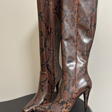 顶级品质 Saint Laurent fw26 new arrival~ YSL圣罗兰2026 秋冬新款侧拉高跟长靴粗跟 顶级品质 Saint Laurent fw26 new arrival~ YSL圣罗兰2026 秋冬新款侧拉高跟长靴粗跟