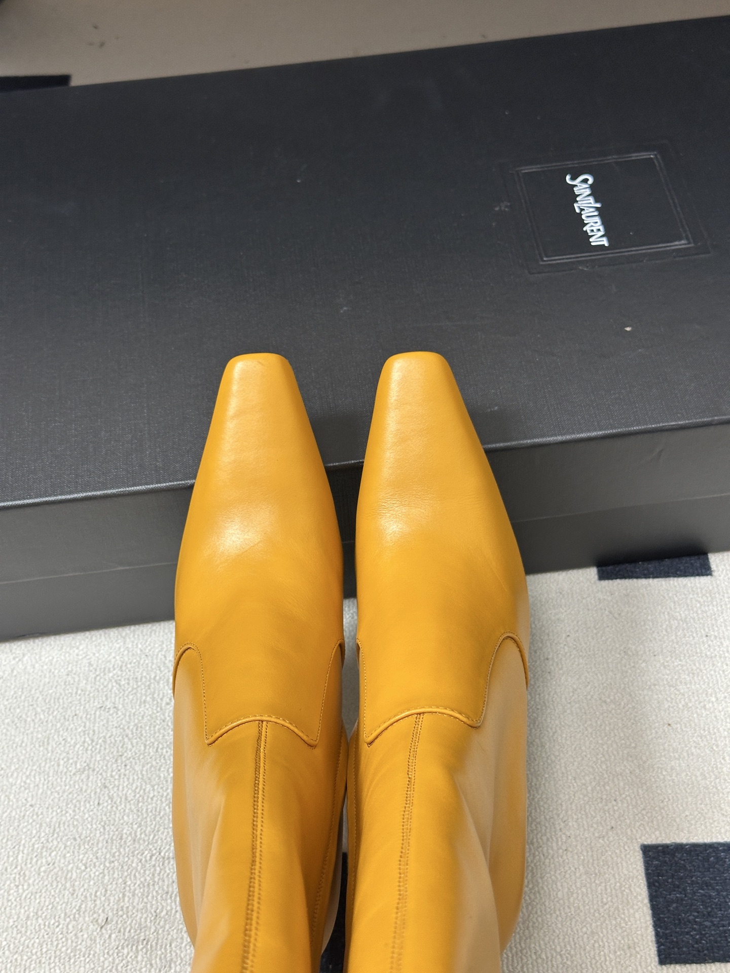 顶级品质 Saint Laurent fw26 new arrival~ YSL圣罗兰2026 秋冬新款侧拉高跟长靴粗跟 顶级品质 Saint Laurent fw26 new arrival~ YSL圣罗兰2026 秋冬新款侧拉高跟长靴粗跟